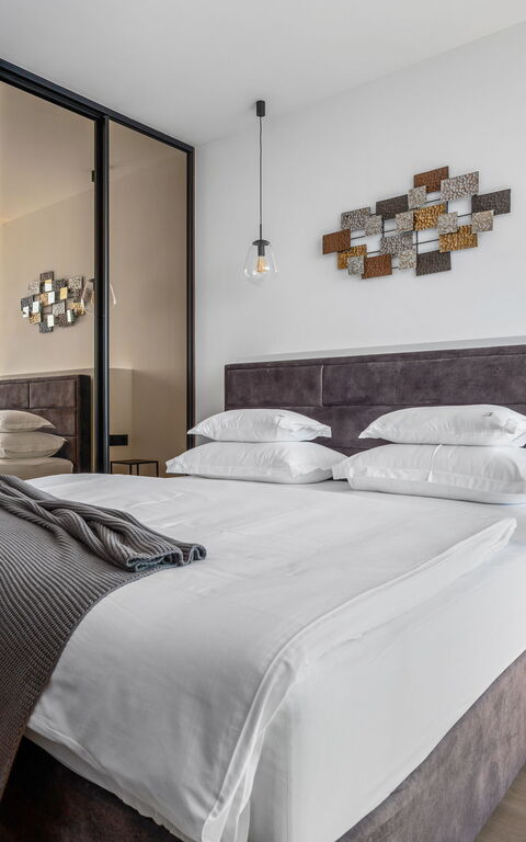 Villa Loma: Bathroom, Bedroom