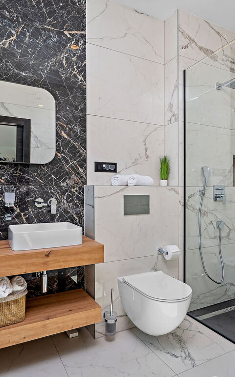 Villa Loma: Bathroom