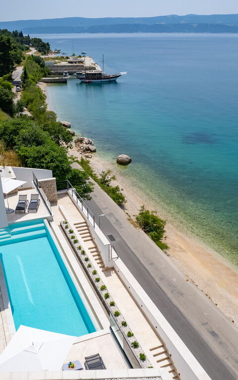 Villa Loma: Building Exterior, Pool, Scenic View