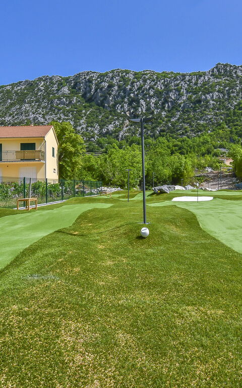 Villa Zupa: Activities