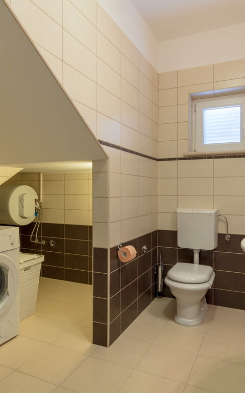 Villa Roglic: Bathroom