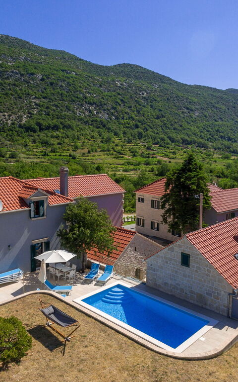 Villa Roglic: Building Exterior, Pool