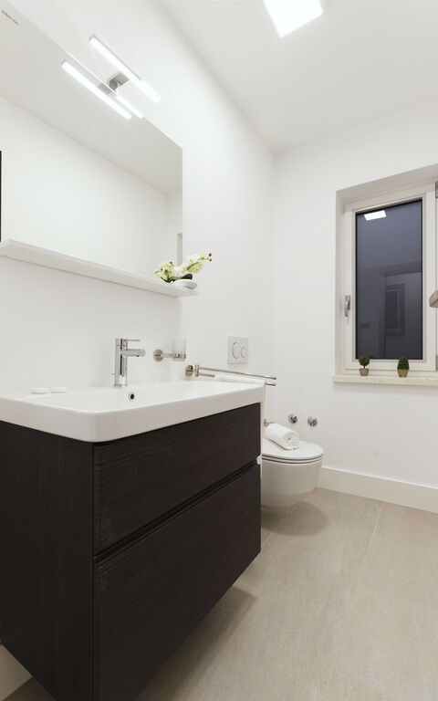 Villa Jure: Bathroom