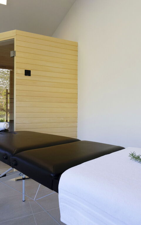 Villa Jure: Wellness