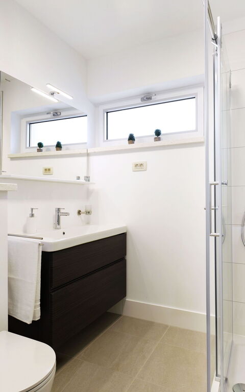 Villa Jure: Bathroom