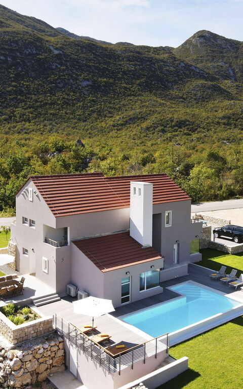 Villa Jure: Balcony / Terrace / Patio, Building Exterior, Garden