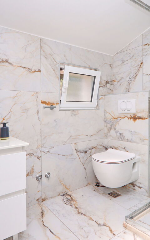 Villa Emerald: Bathroom