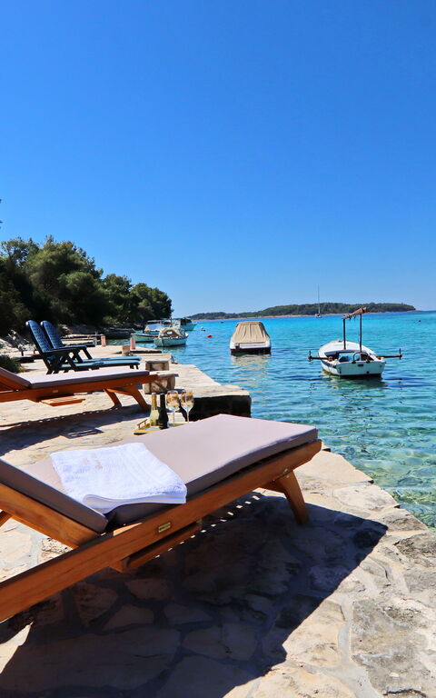 Villa Emerald: Activities