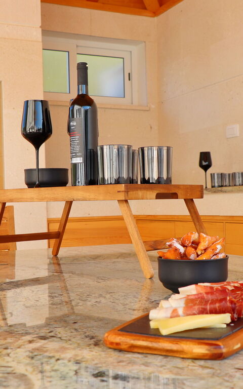 Villa Emerald: Kitchen, Outdoor