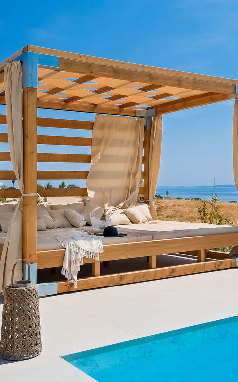 Villa Elektra: Balcony / Terrace / Patio, Outdoor, Pool