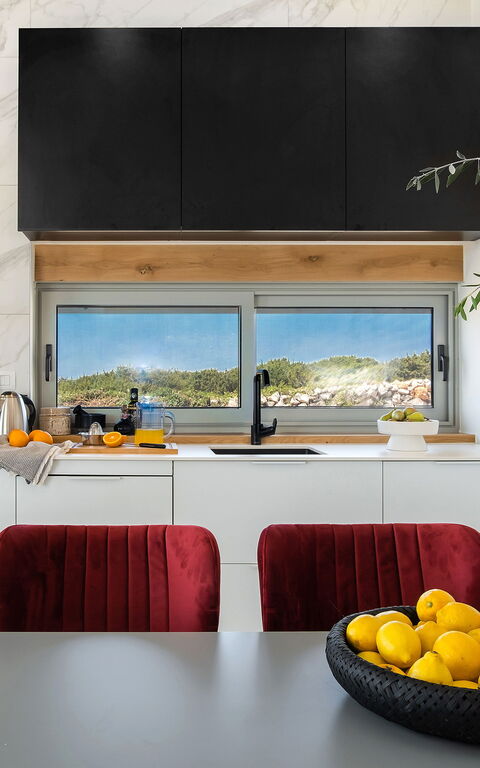 Villa Elektra: Dining Room, Kitchen