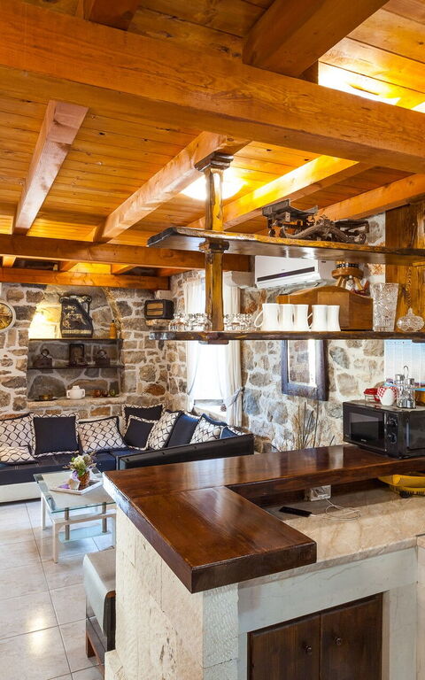 Villa Azurit: Kitchen, Living Room