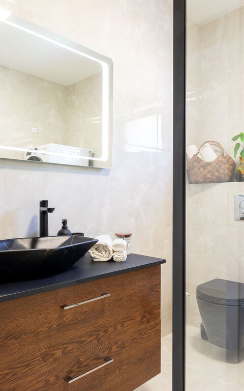 Villa Spectrum: Bathroom