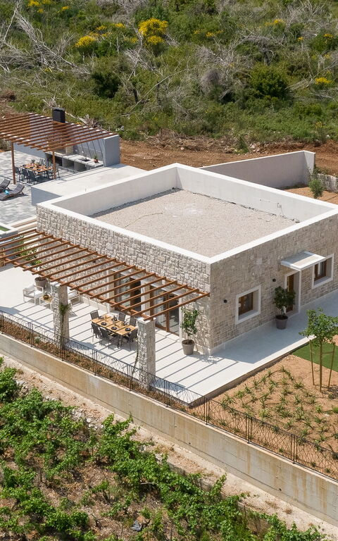 Villa Spectrum: Building Exterior, Scenic View