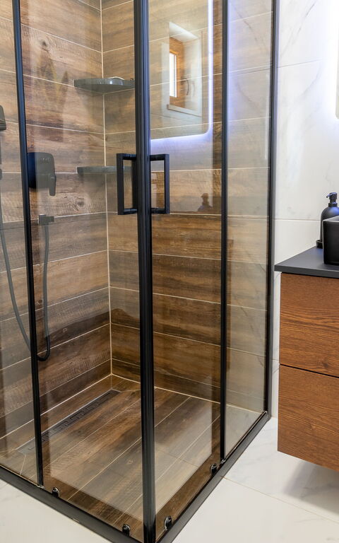 Villa Spectrum: Bathroom