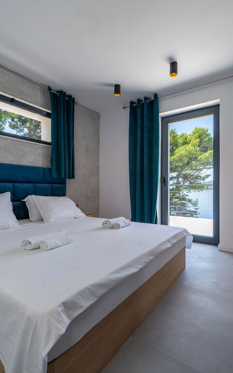 Villa Cosmic: Balcony / Terrace / Patio, Bedroom