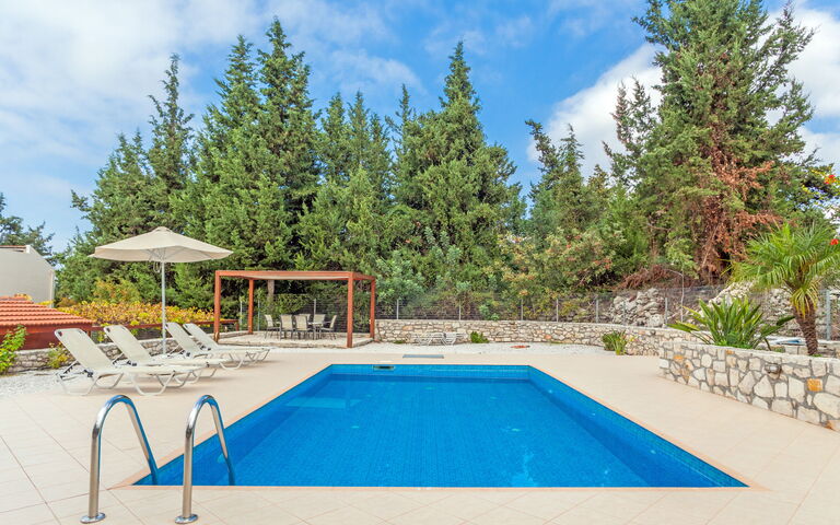 Villa Giorgos: Building Exterior, Outdoor, Pool