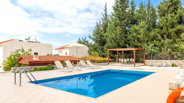 Villa Giorgos: Building Exterior, Outdoor, Pool