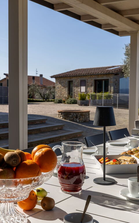 Villa Acquaviva: Balcony / Terrace / Patio, Garden