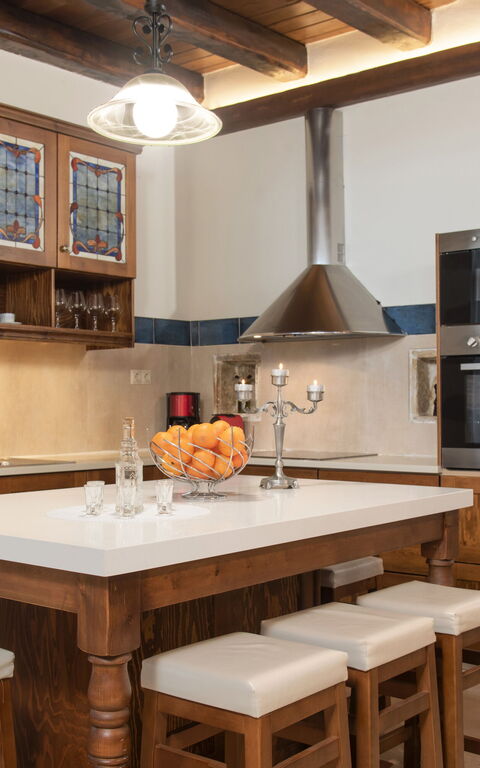 Villa Kois: Dining Room, Kitchen