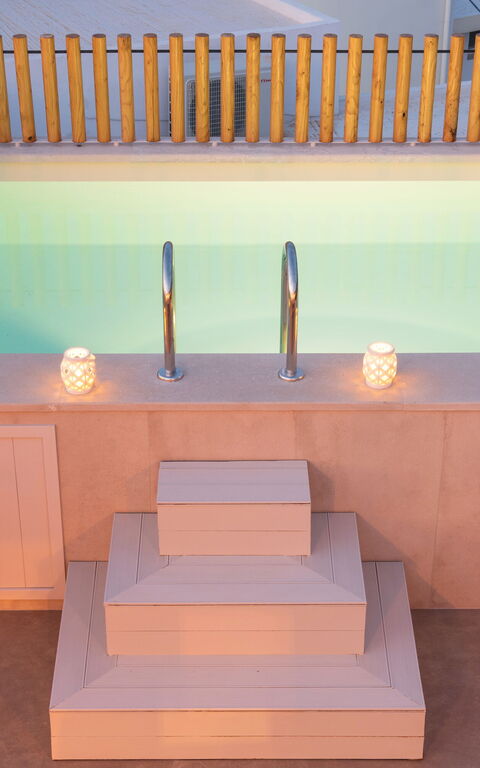 Villa Mirage: Building Exterior, Outdoor, Pool