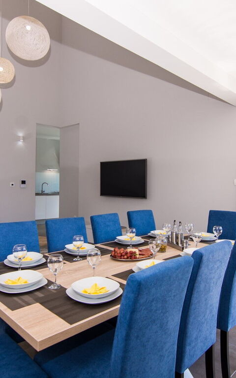 Villa Orvas 190: Dining Room, Living Room