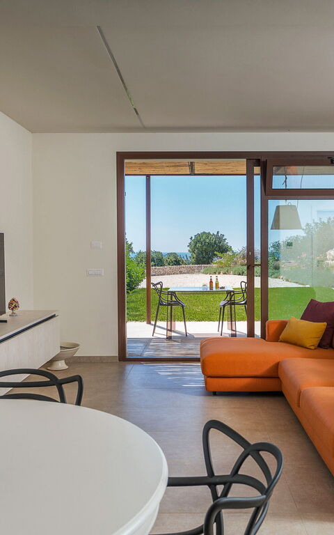 Gelso Bianco: Kitchen, Living Room