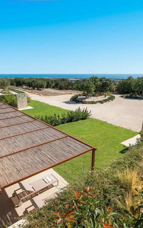 Gelso Bianco: Balcony / Terrace / Patio, Building Exterior, Garden, Outdoor