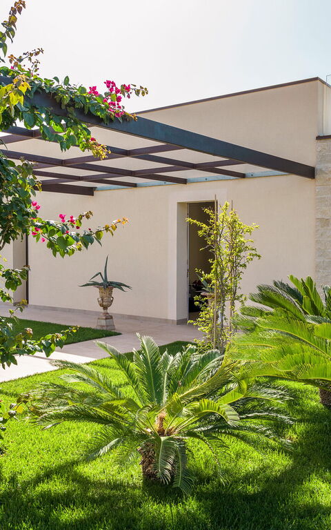 Gelso Bianco: Garden, Outdoor