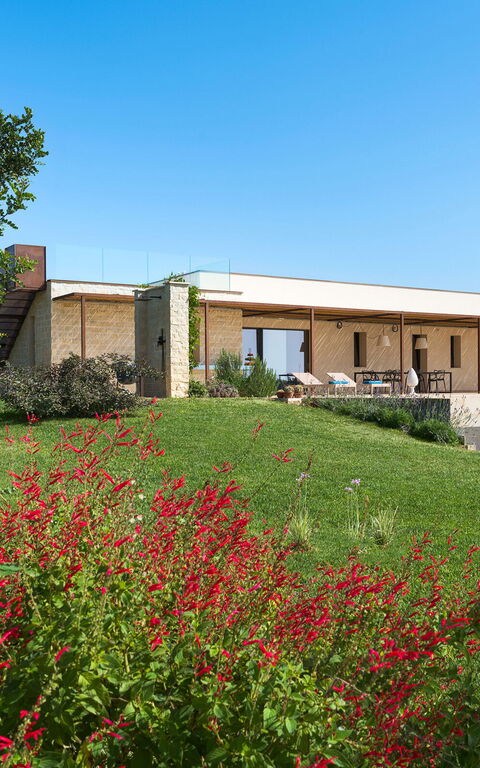 Gelso Bianco: Building Exterior, Garden, Outdoor