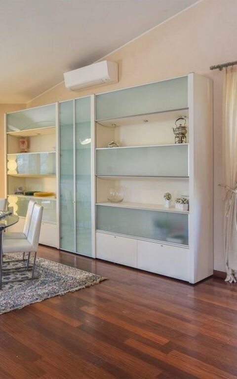 Villa Paradiso: Dining Room, Living Room