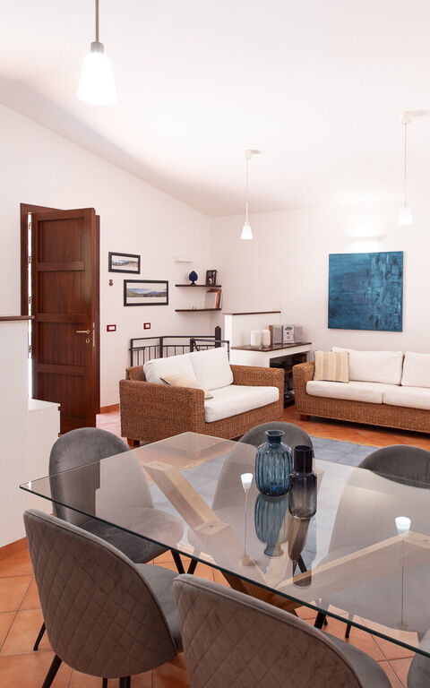 Villa Petra: Dining Room, Kitchen, Living Room