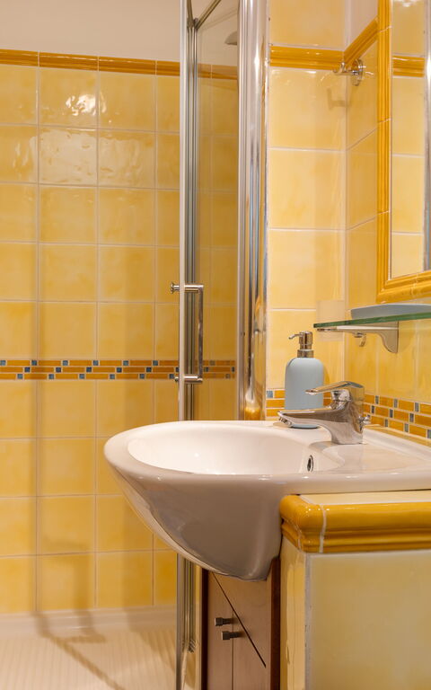 Villa Petra: Bathroom