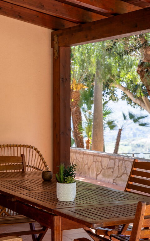 Villa Petra: Balcony / Terrace / Patio