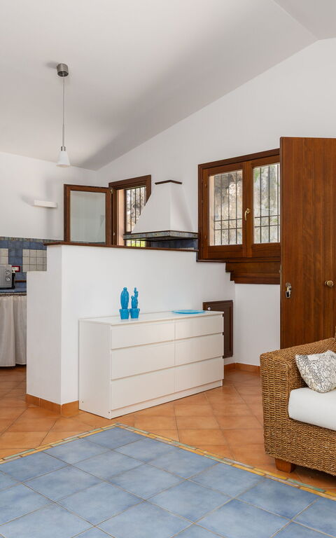 Villa Petra: Dining Room, Living Room