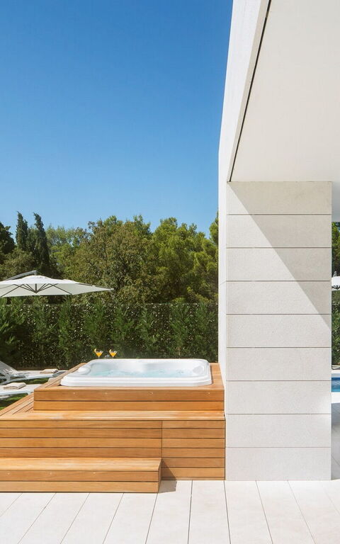 Orvas Villa 82: Balcony / Terrace / Patio, Garden, Hot Tub, Outdoor