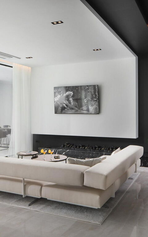 Orvas Villa 82: Dining Room, Living Room