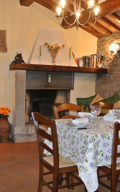 Casale Della Torre: Dining Room, Living Room