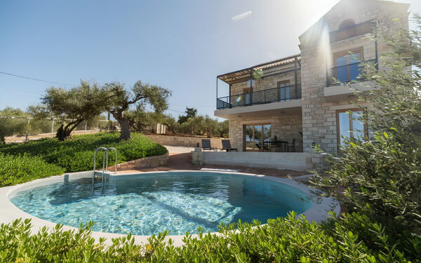 Villa Lavidona: Building Exterior, Outdoor, Pool