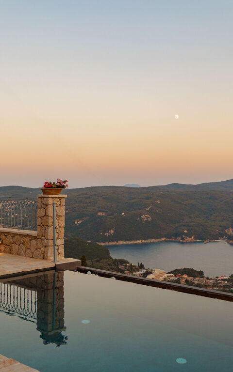 Villa Thea Mare Levantes