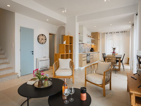 Villa Thea Mare Levantes