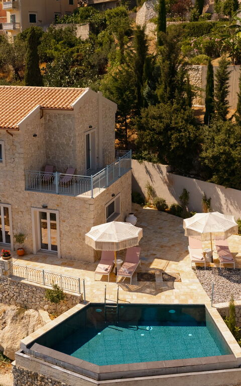 Villa Thea Mare Maistro