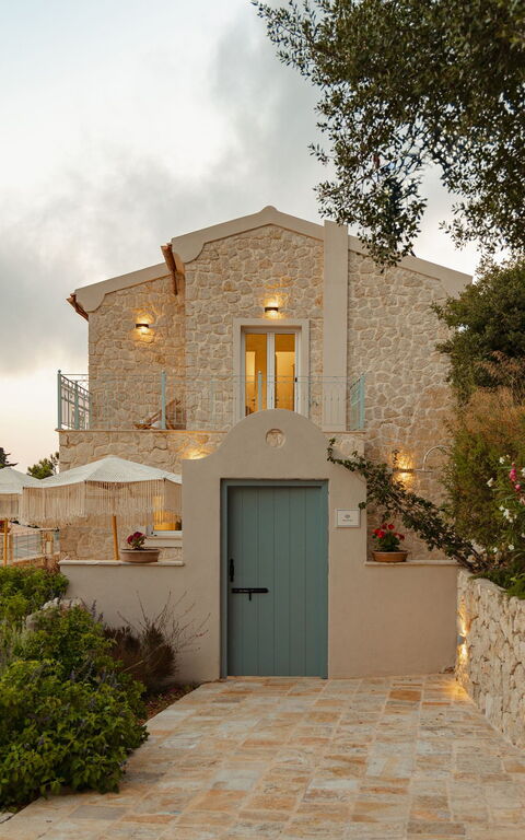 Villa Thea Mare Maistro