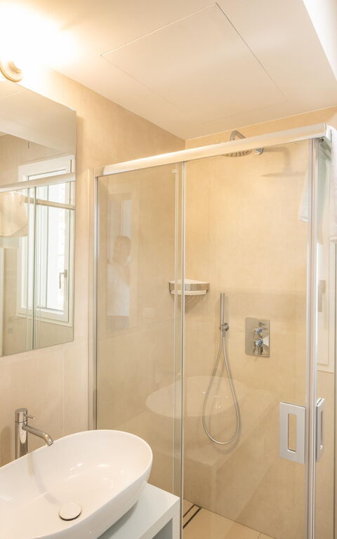 Marinaia Archi: Bathroom