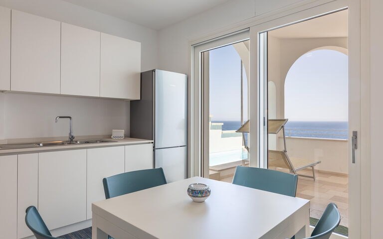 Marinaia Archi: Dining Room, Kitchen