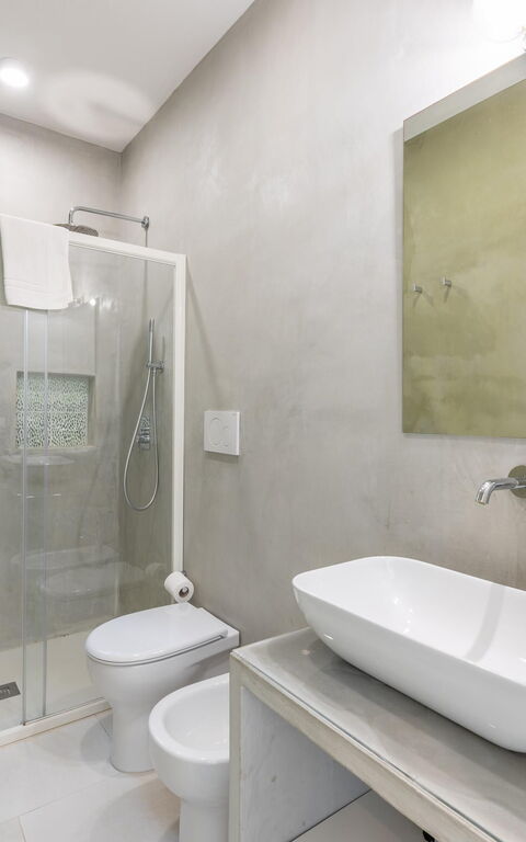 Marinaia Panorama: Bathroom