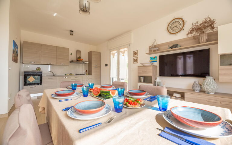 Villa Palibella: Dining Room, Kitchen, Living Room