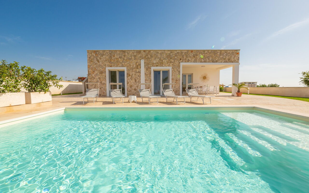 Villa Palibella: Building Exterior, Outdoor, Pool