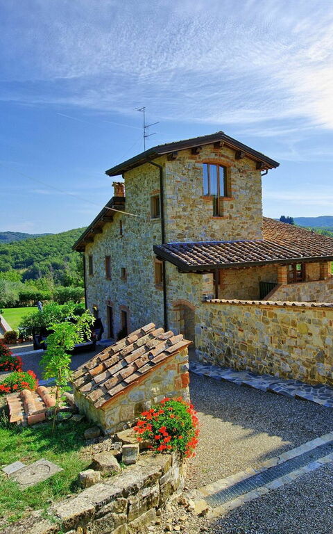 Torre: Building Exterior, Garden, Outdoor