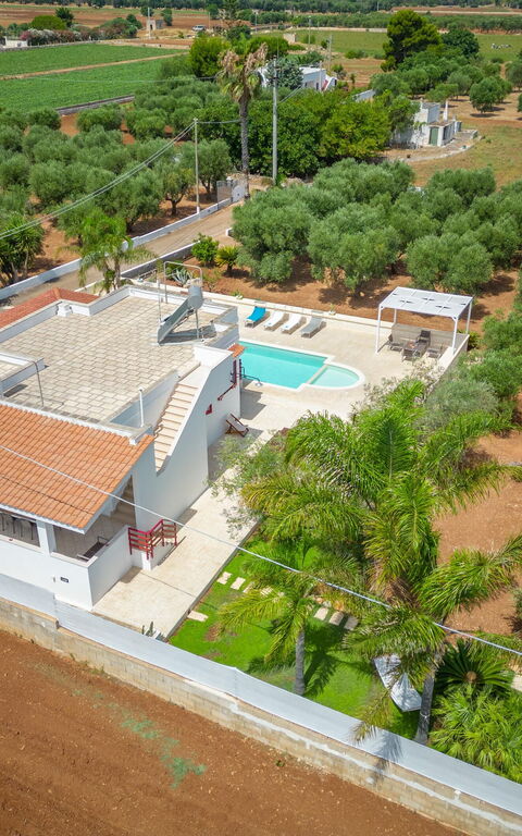 Villa Dolcevivere: Building Exterior, Outdoor, Pool, Scenic View, Summer